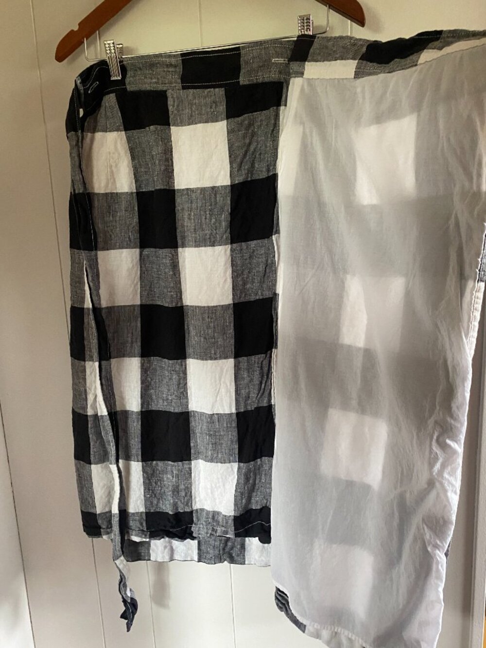 Everlane Linen Wrap Skirt - Picture 2 of 8